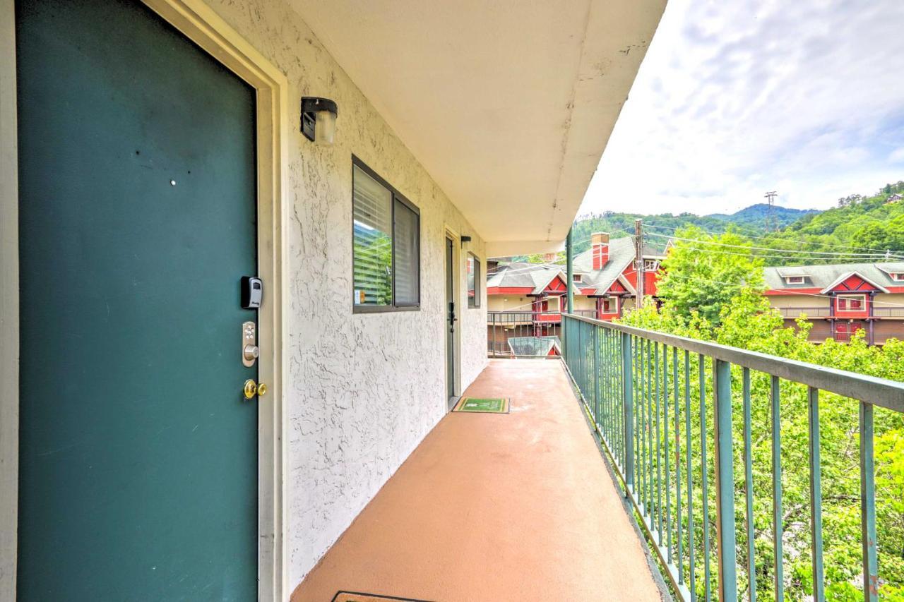 Condo With Balcony, Walk To Dtwn Gatlinburg Fun מראה חיצוני תמונה